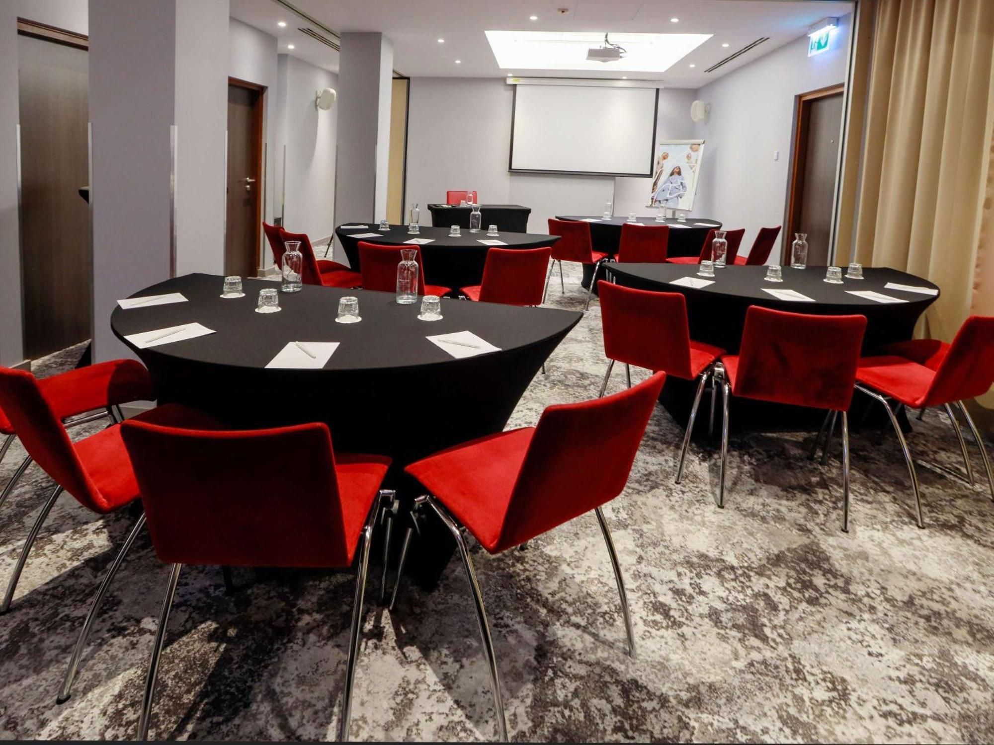 Mercure Warszawa Grand Εξωτερικό φωτογραφία